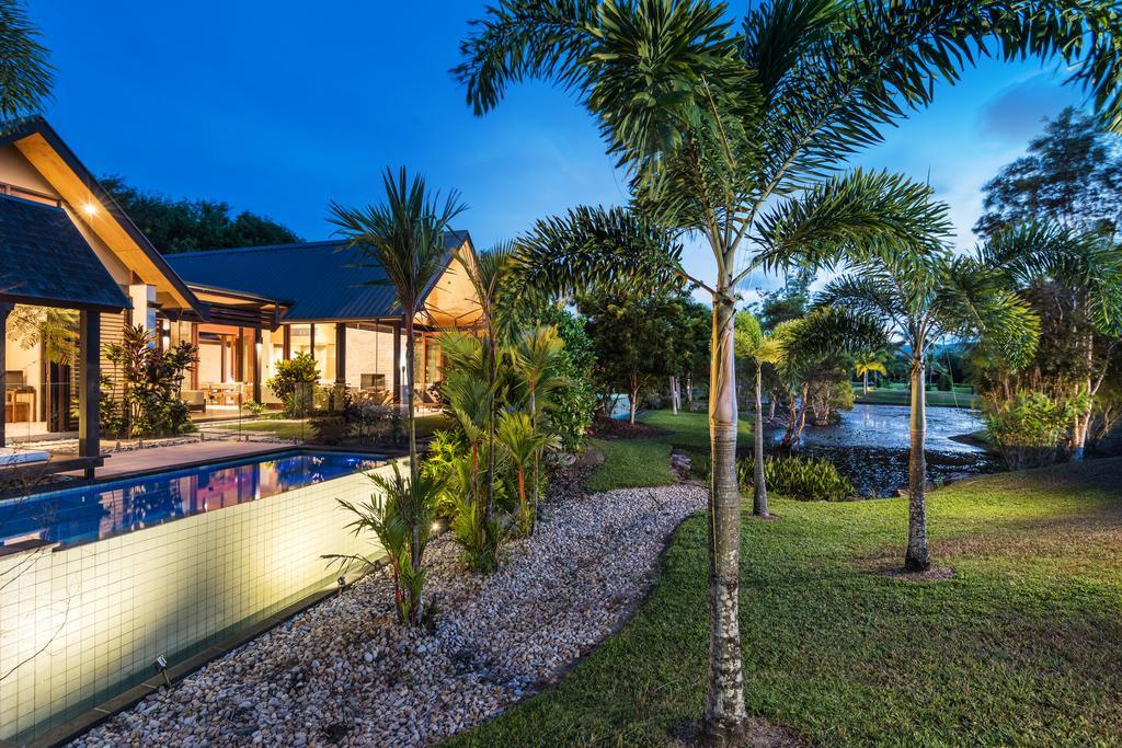 Niramaya Villas And Spa Port Douglas Exterior foto